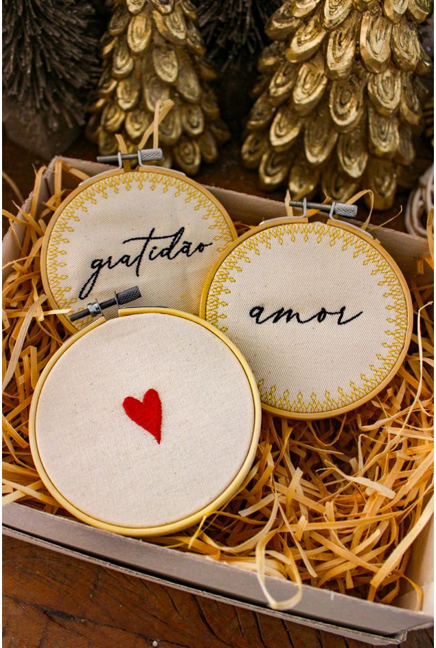 Kit Presente Bordados e Amor -2-